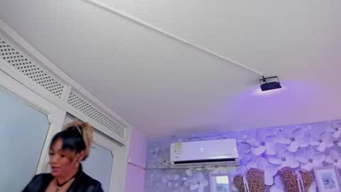 Snapshot of violeta_medina chatting on 07/07/26, 07:23 violeta_medina online show from 07/07/26, 07:23
