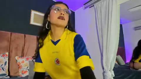 Snapshot of violeta_muns chatting on 06/17/26, 05:47 Violeta online show from 06/17/26, 05:47