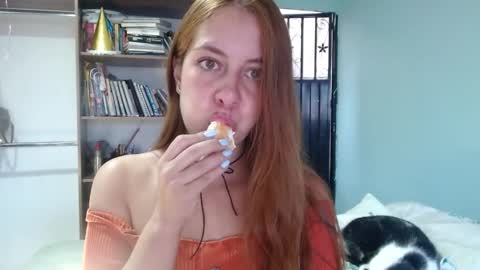 Snapshot of violeta_peter69 chatting on 01/10/26, 09:52 Violeta Peter online show from 01/10/26, 09:52