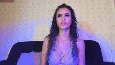 violeta_petite23_aws online show from 12/05/25, 07:21
