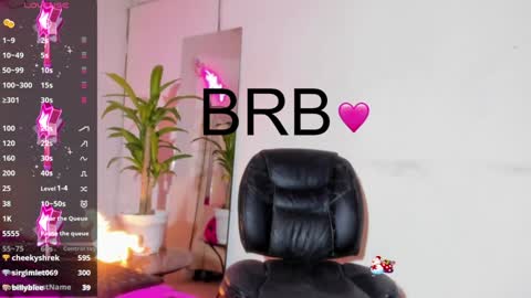 Snapshot of violeta_prince chatting on 01/30/25, 10:19 Violeta Princess Please help me with your thumbs up its important online show from 01/30/25, 10:19