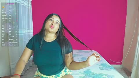 Snapshot of violeta_rouses chatting on 01/15/25, 06:01 violeta_rouses online show from 01/15/25, 06:01