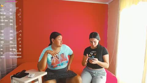 Snapshot of violeta_rouses chatting on 03/10/25, 06:12 violeta_rouses online show from 03/10/25, 06:12