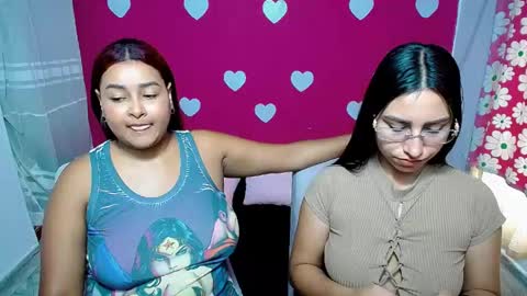 Snapshot of violeta_rouses chatting on 04/30/26, 04:57 violeta_rouses online show from 04/30/26, 04:57