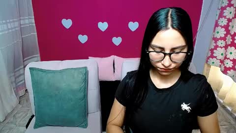 Snapshot of violeta_rouses chatting on 05/25/26, 12:55 violeta_rouses online show from 05/25/26, 12:55