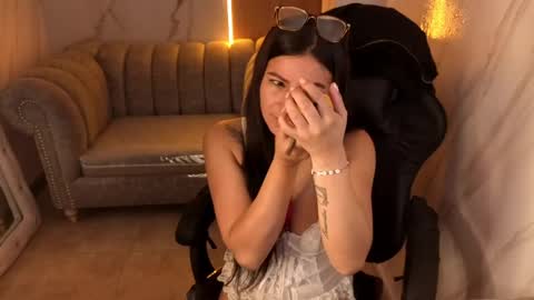 violeta_tf online show from 03/01/26, 01:46