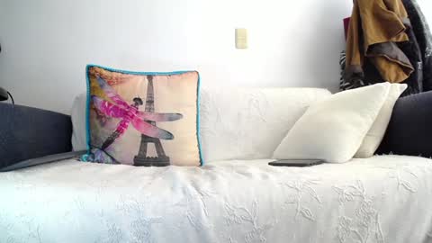 Snapshot of violetagomez_co chatting on 12/19/24, 06:56 Violeta Gmez online show from 12/19/24, 06:56