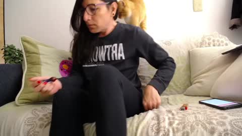 Snapshot of violetagomez_co chatting on 02/08/25, 01:11 Violeta Gmez online show from 02/08/25, 01:11
