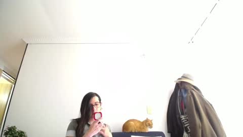 Snapshot of violetagomez_co chatting on 02/22/25, 02:41 Violeta Gmez online show from 02/22/25, 02:41