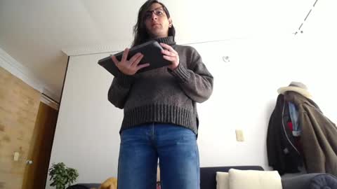 Snapshot of violetagomez_co chatting on 02/23/25, 01:42 Violeta Gmez online show from 02/23/25, 01:42