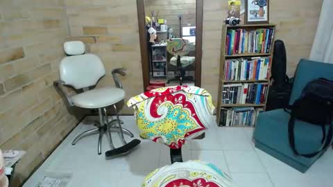 Snapshot of violetagomez_co chatting on 09/15/25, 02:22 Violeta Gmez online show from 09/15/25, 02:22