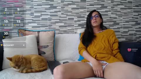 Snapshot of violetagomez_co chatting on 10/04/25, 02:26 Violeta Gmez online show from 10/04/25, 02:26