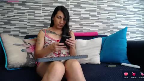 Violeta Gmez online show from 06/01/26, 03:47