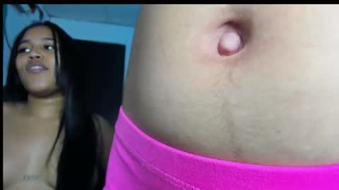 Snapshot of violetasexi_69 chatting on 10/15/25, 03:34 violetasexi_69 online show from 10/15/25, 03:34