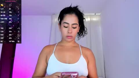 Violeta online show from 10/18/25, 12:28