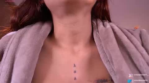 violeth___ online show from 11/07/25, 11:21