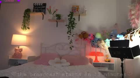 violeth___ online show from 05/19/26, 11:38