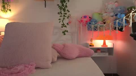 violeth___ online show from 07/06/26, 12:13