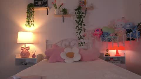 violeth___ online show from 07/16/26, 11:05