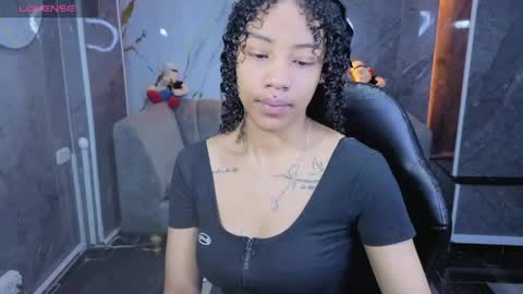 Snapshot of violeth_b chatting on 04/27/26, 12:47 violeth_b online show from 04/27/26, 12:47