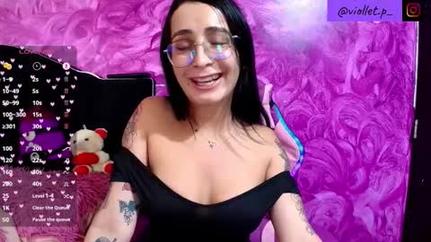 Violetita de mil colores online show from 10/24/25, 01:24