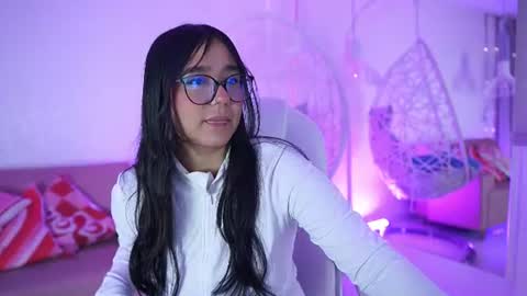 violetjonesx online show from 06/24/26, 11:31