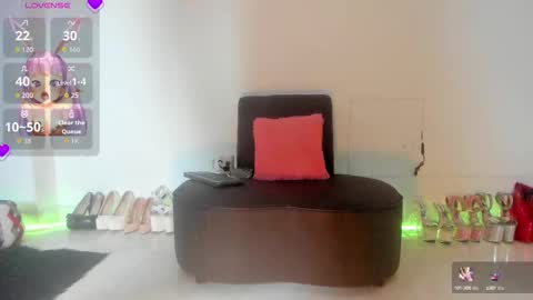 Snapshot of violetmontana chatting on 09/22/25, 11:01 VIOLETA MONTANA online show from 09/22/25, 11:01