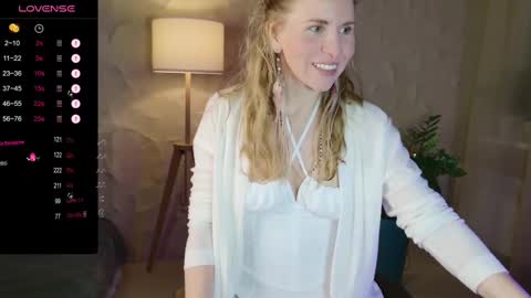 Violet  next stream December 6 online show from 03/09/25, 08:10