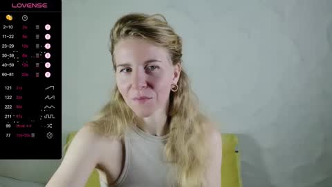 Violet  next stream December 6 online show from 10/05/25, 10:13