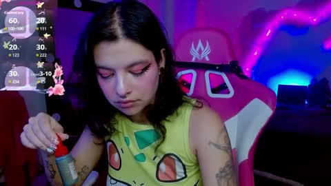   online show from 10/28/25, 07:05