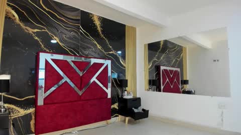 Snapshot of violetrose_as chatting on 12/21/25, 11:01 Violet Rose online show from 12/21/25, 11:01