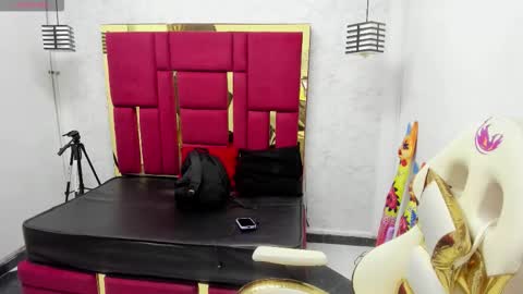 Violeta  online show from 10/21/25, 11:22