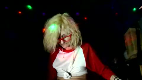 Snapshot of violetsprings7 chatting on 03/29/26, 12:05 violetsprings7 online show from 03/29/26, 12:05