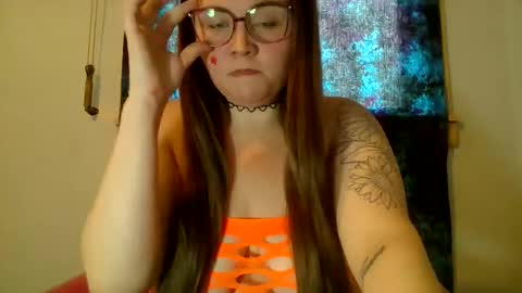 Snapshot of violetsunflower chatting on 05/23/26, 10:25 VioletSunflower online show from 05/23/26, 10:25