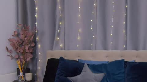 Snapshot of violetswone chatting on 02/09/25, 05:40 VioletSwone online show from 02/09/25, 05:40