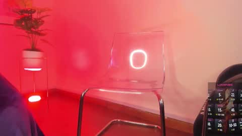 Violett  online show from 11/04/25, 12:04