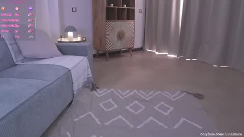 Ig violett bray online show from 03/11/26, 04:02