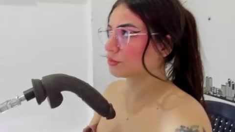 violett_collinss online show from 07/19/26, 05:33