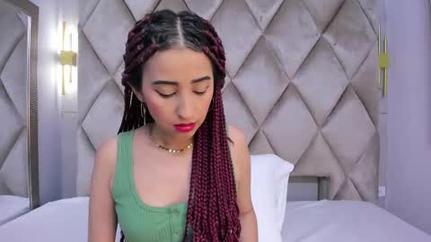 Violett  online show from 10/18/25, 11:55