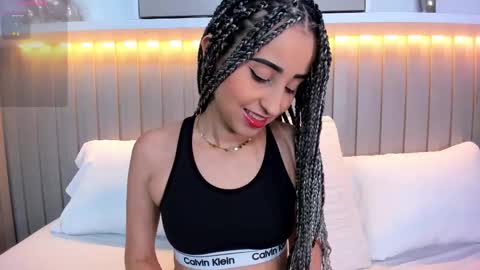 Violett  online show from 10/28/25, 08:22