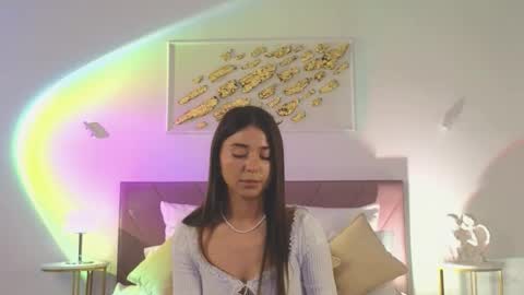 violetta_finch online show from 12/04/25, 10:35