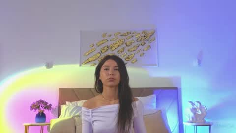 violetta_finch online show from 05/19/26, 10:21