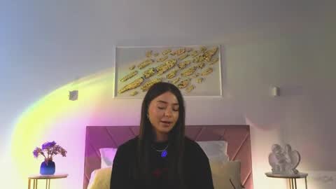 violetta_finch online show from 06/07/26, 10:41