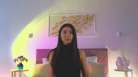 violetta_finch online show from 06/12/26, 10:58