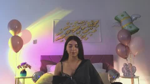 violetta_finch online show from 06/16/26, 10:29