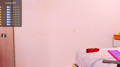 Snapshot of violetta_foxx1 chatting on 06/14/26, 02:24 violeta online show from 06/14/26, 02:24