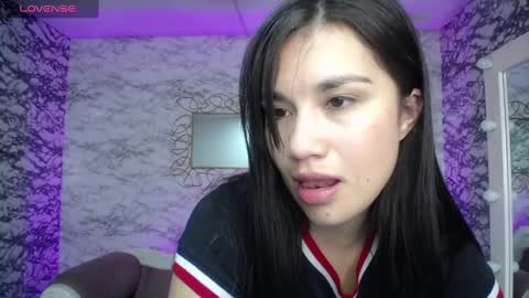 Snapshot of violetta_jhonson_v chatting on 02/05/25, 06:13 Violetta online show from 02/05/25, 06:13