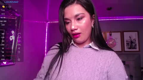 Snapshot of violetta_jhonson_v chatting on 02/12/25, 04:22 Violetta online show from 02/12/25, 04:22