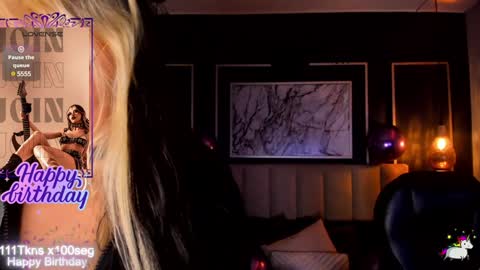 Snapshot of violetta_nur chatting on 12/16/24, 05:06 Violetta nur online show from 12/16/24, 05:06