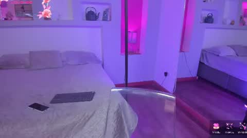ViolettaBaker online show from 06/23/26, 07:01